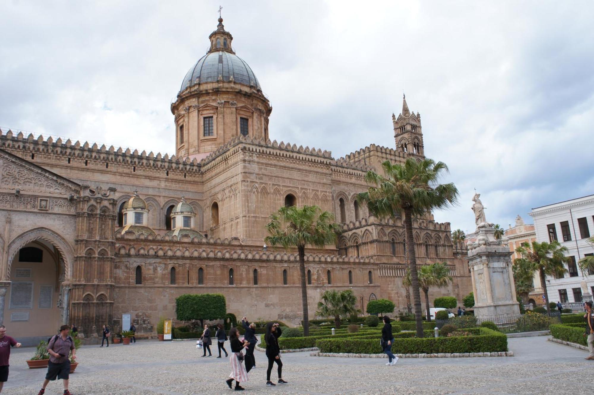 Cathedral Apartment Palermo Ngoại thất bức ảnh